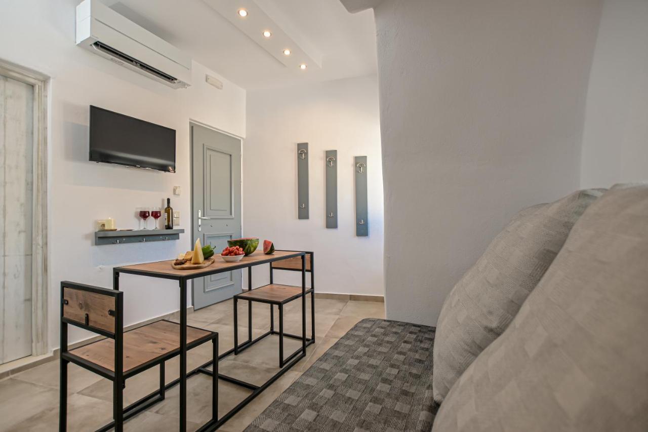 Venetian Suites II Naxos City Екстер'єр фото